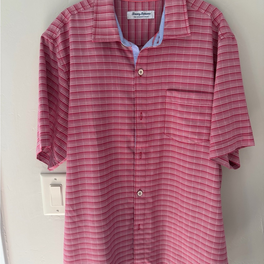 Tommy Bahama Men's Red and Blue Casual Shirt